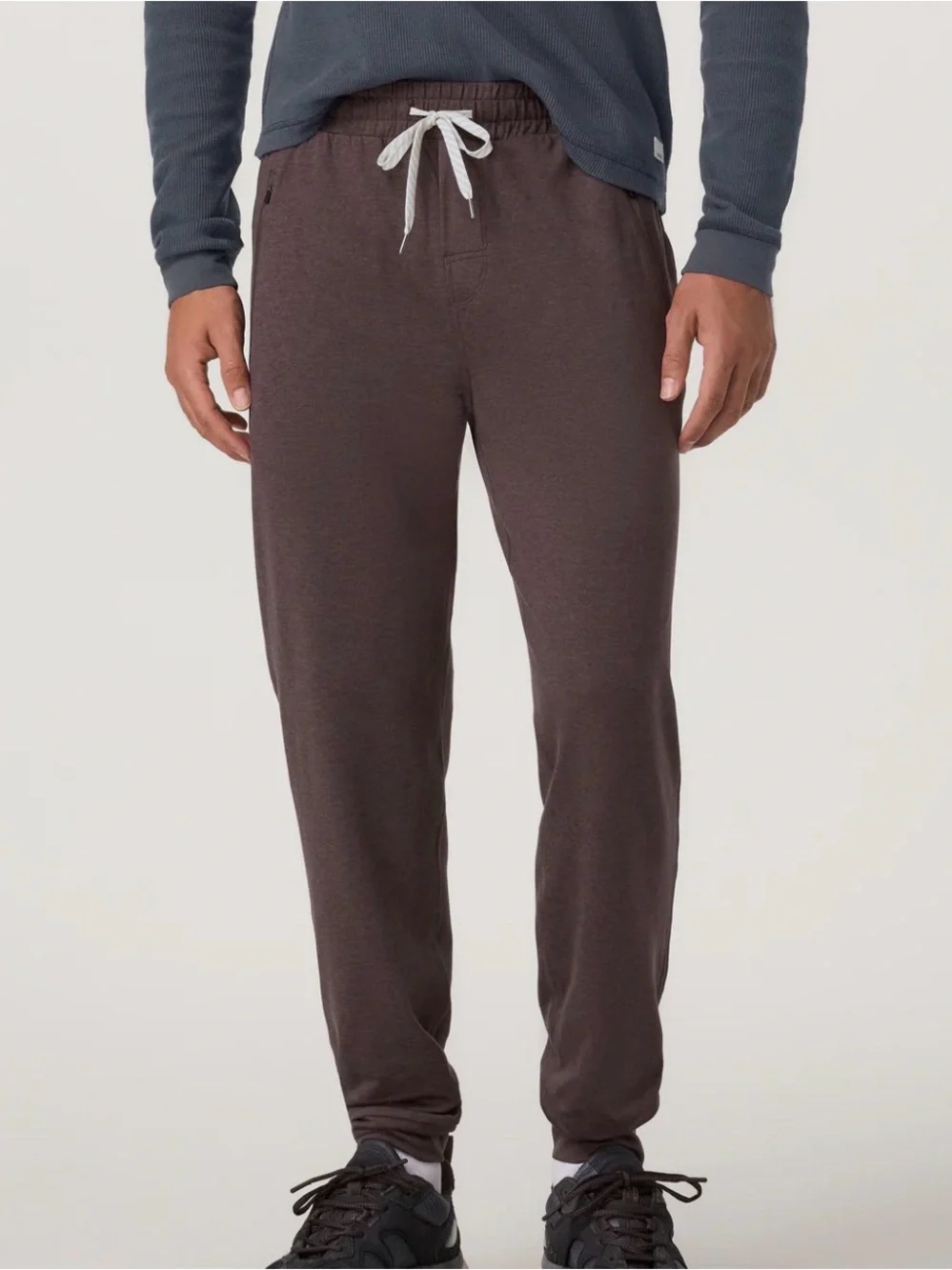 Vuori Men's Dark Brown Drawstring Joggers